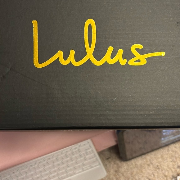 Lulu's Tan Faire Mules - Picture 6 of 8